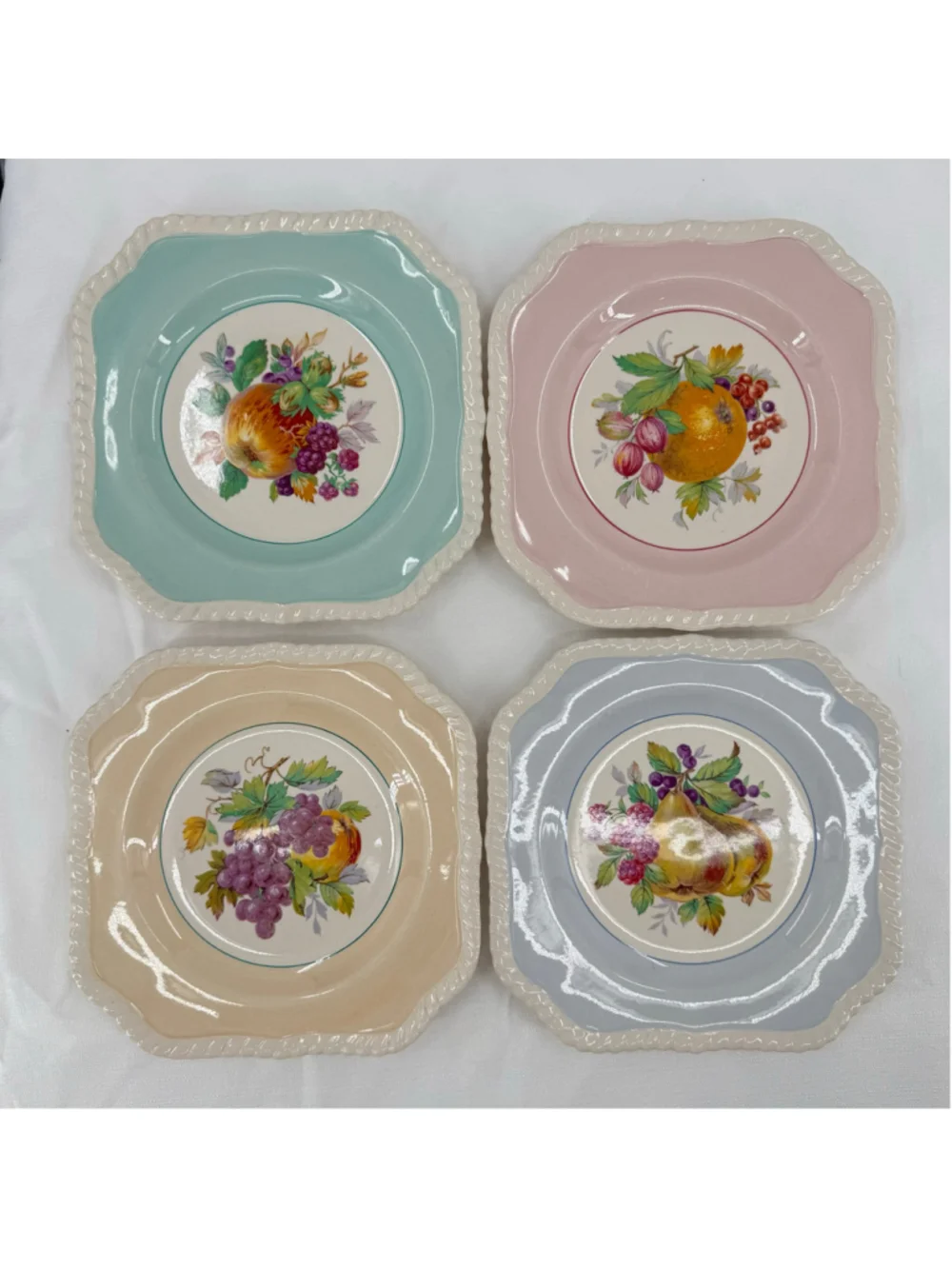 Set of 4 Vintage Johnson Bros California Plates Fruit 7.5 inch Made in England